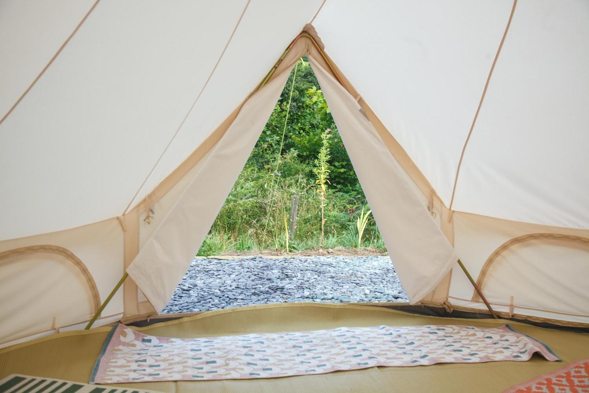 Glamping Meadow Bell Tent Stithians エクステリア 写真
